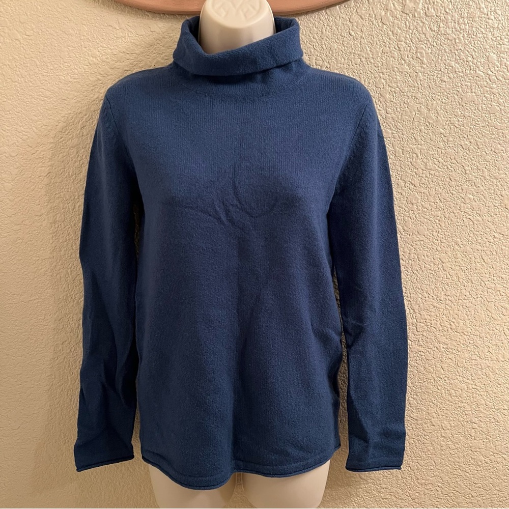 Wool & Cashmere Blue Turtleneck Sweater